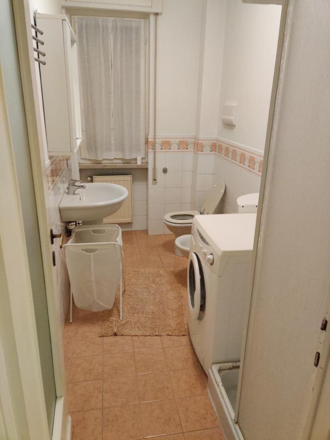 Appartamento Nelly - Per 4 Persone - Caray Park - Sale Marasino - Lago D'Iseo Marone Exterior photo